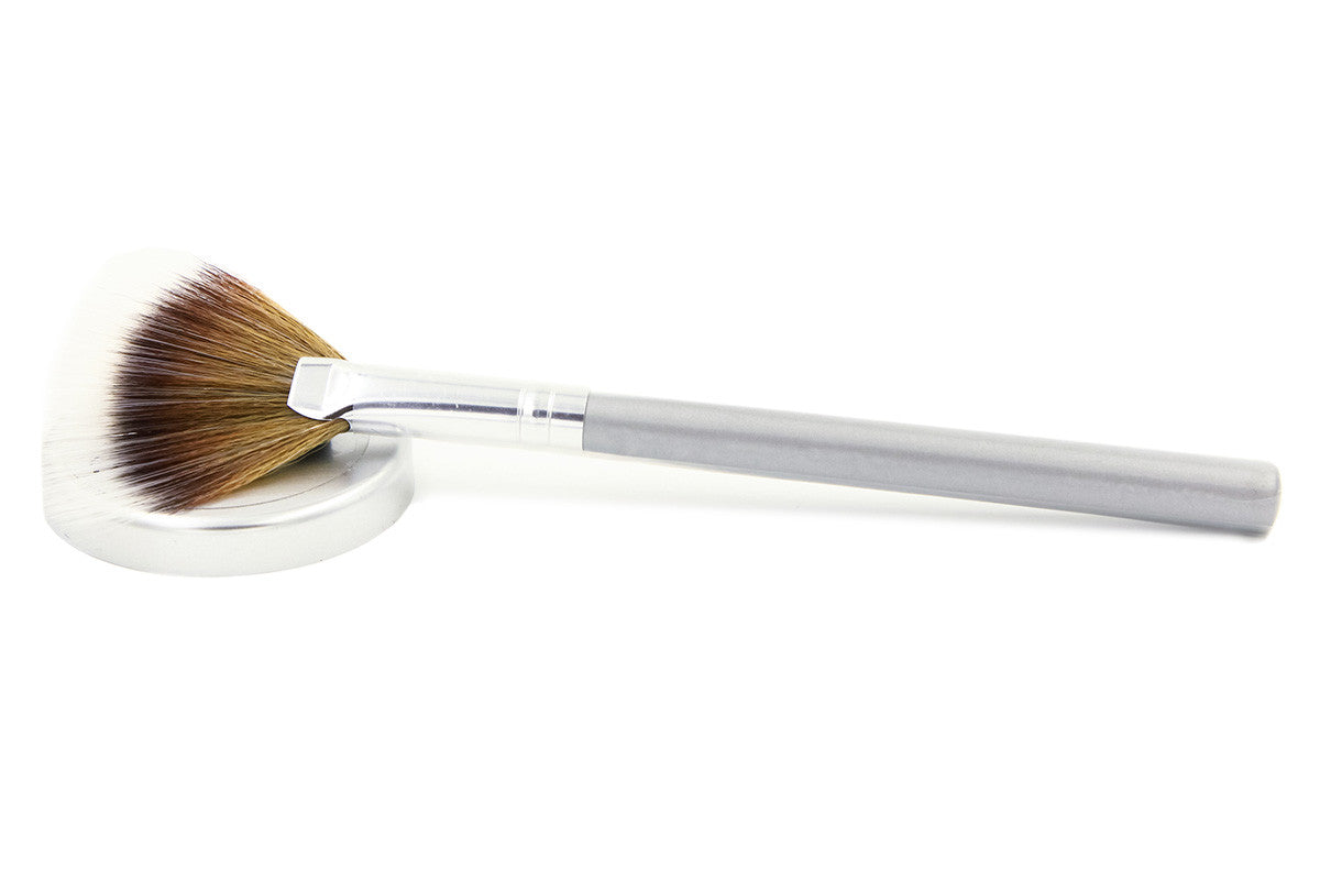 Fan Brush